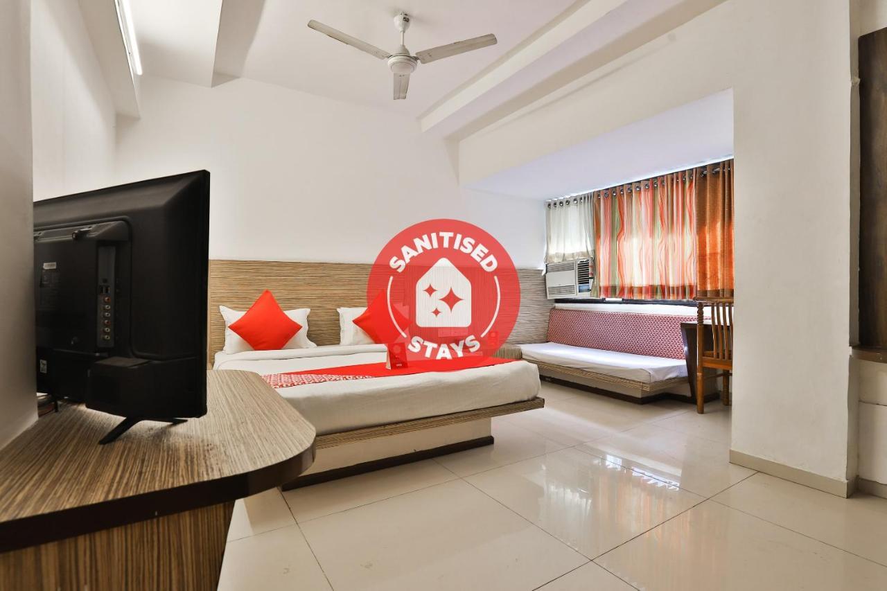 Oyo 8758 Hotel Swagatam Ahmedabad Eksteriør billede