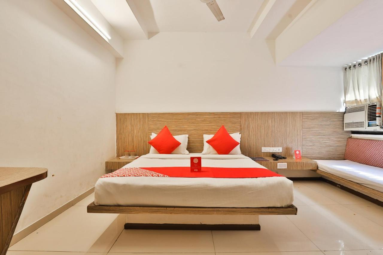 Oyo 8758 Hotel Swagatam Ahmedabad Eksteriør billede