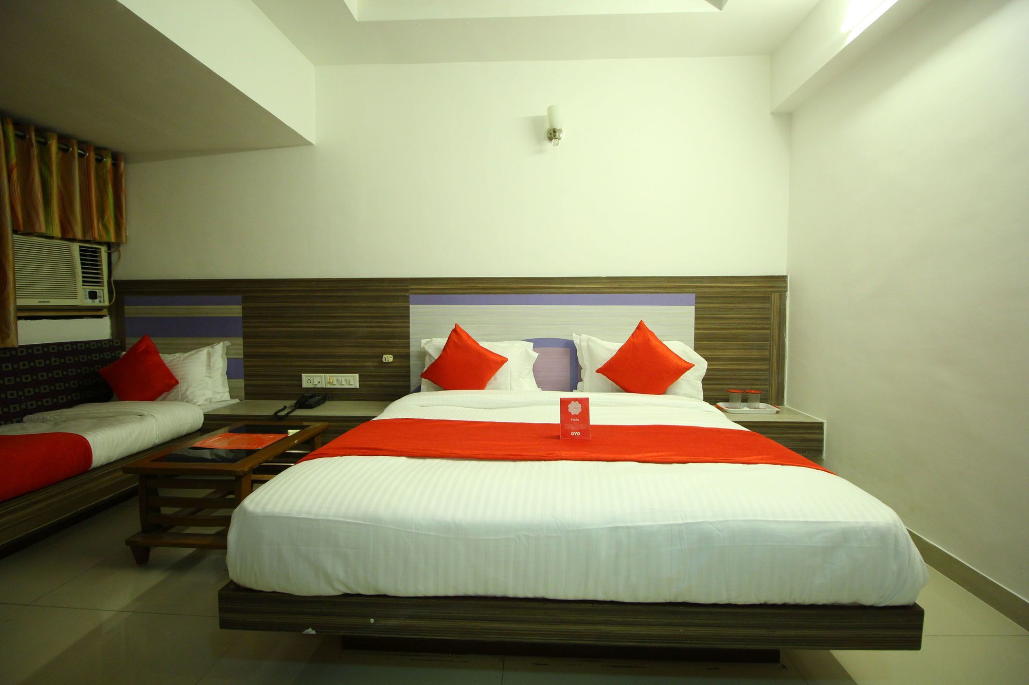 Oyo 8758 Hotel Swagatam Ahmedabad Eksteriør billede